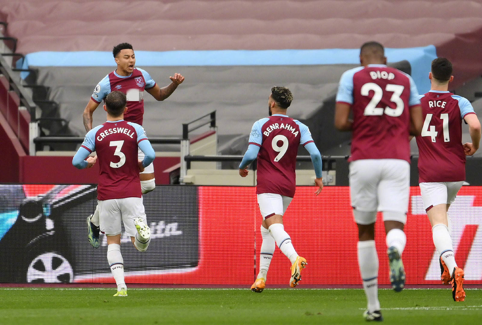 雕像的存在 雕像的存在